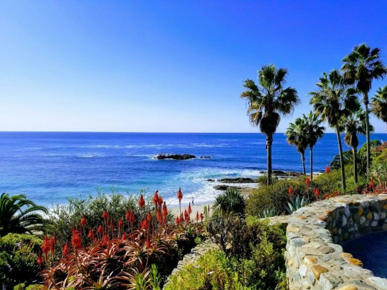 LAGUNA BEACH