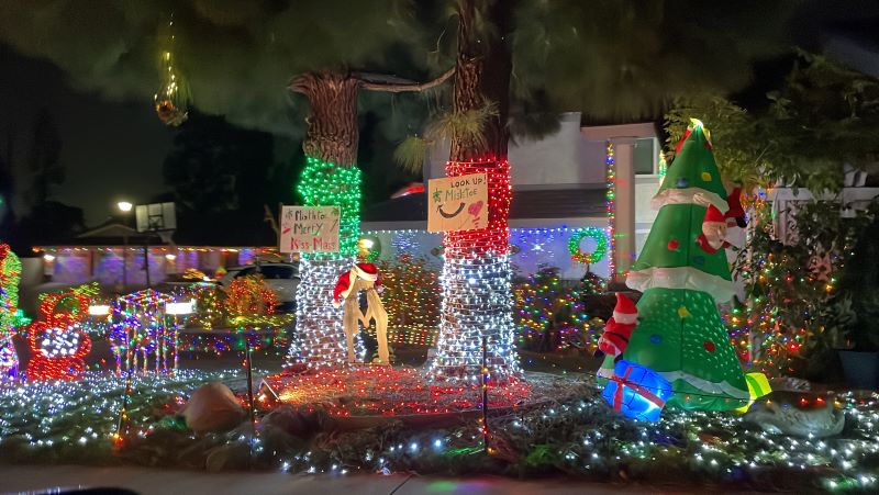 Christmas light in Eagle Hills neighborhood in Brea